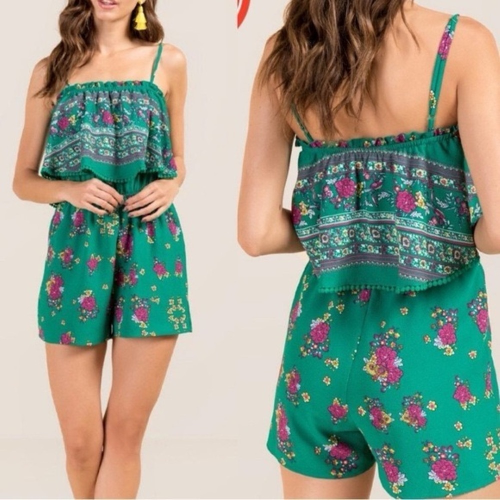 NWT Francesca’s | Miami Short Green Floral Romper – XS